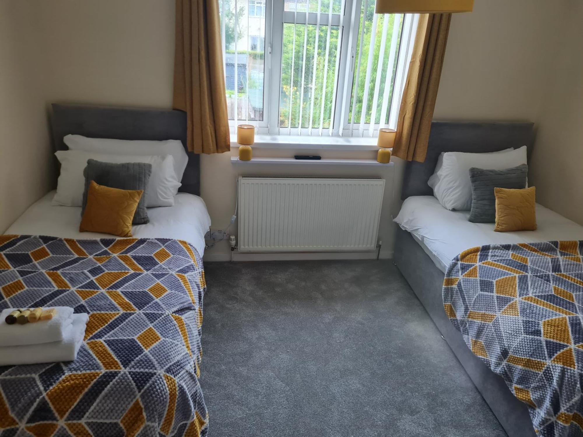5Bed House Wirral Near Liverpool Chester エクステリア 写真
